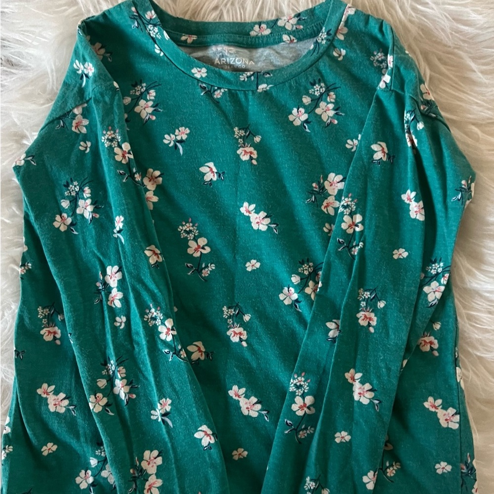 Girls knit top